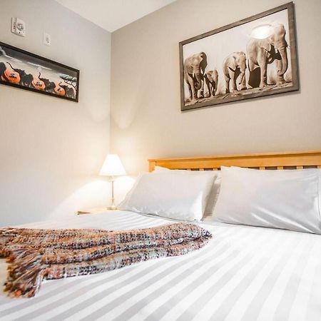 Beautiful Peak Vista - 2Br W Stunning Mt Views Villa Canmore Exterior photo